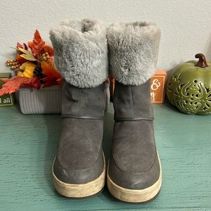 Kookaburra Boots SZ 9